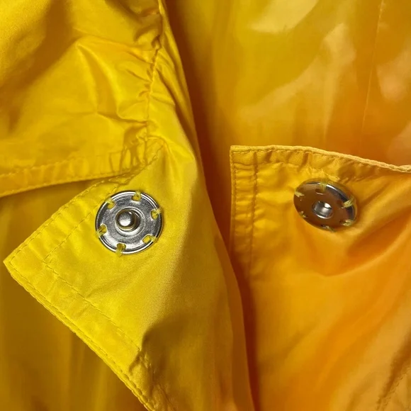 SoCa for St. John Ombre Windbreaker - Picture 8 of 13